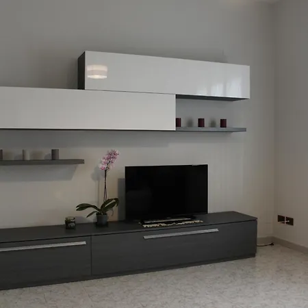 Casa Elvira Bed and Breakfast 3*