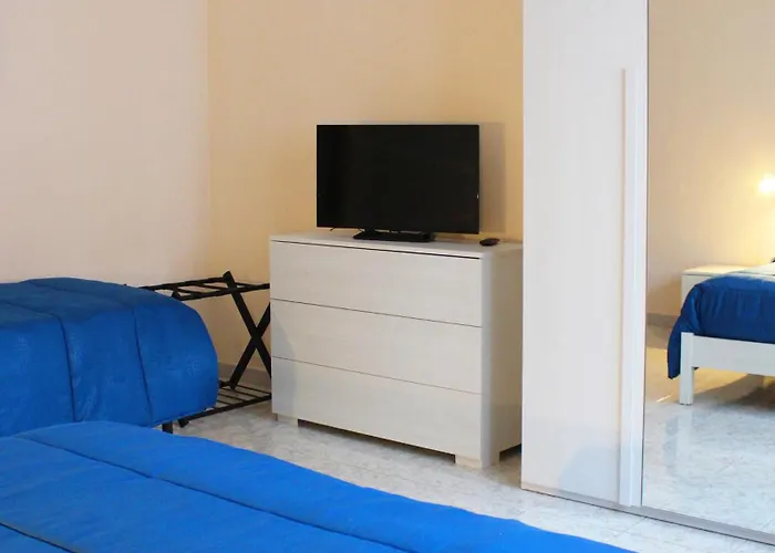 לינה וארוחת בוקר Casa Elvira